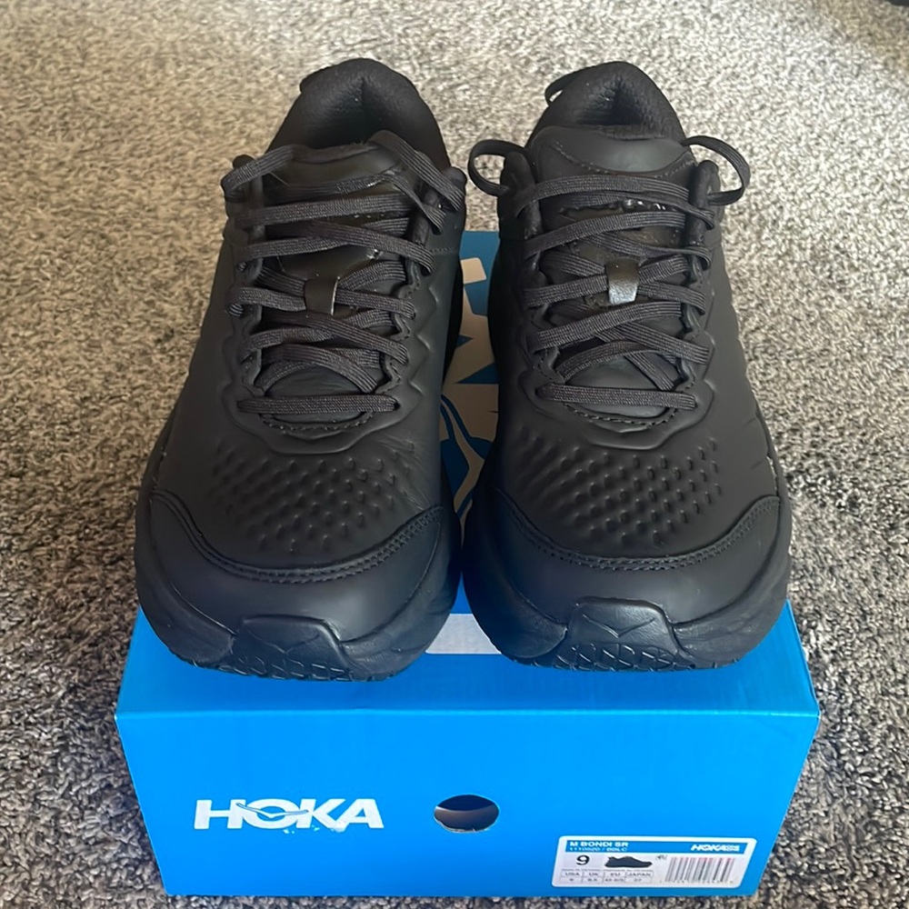Hoka Bondi slip resistant. Black. Men’s size 9